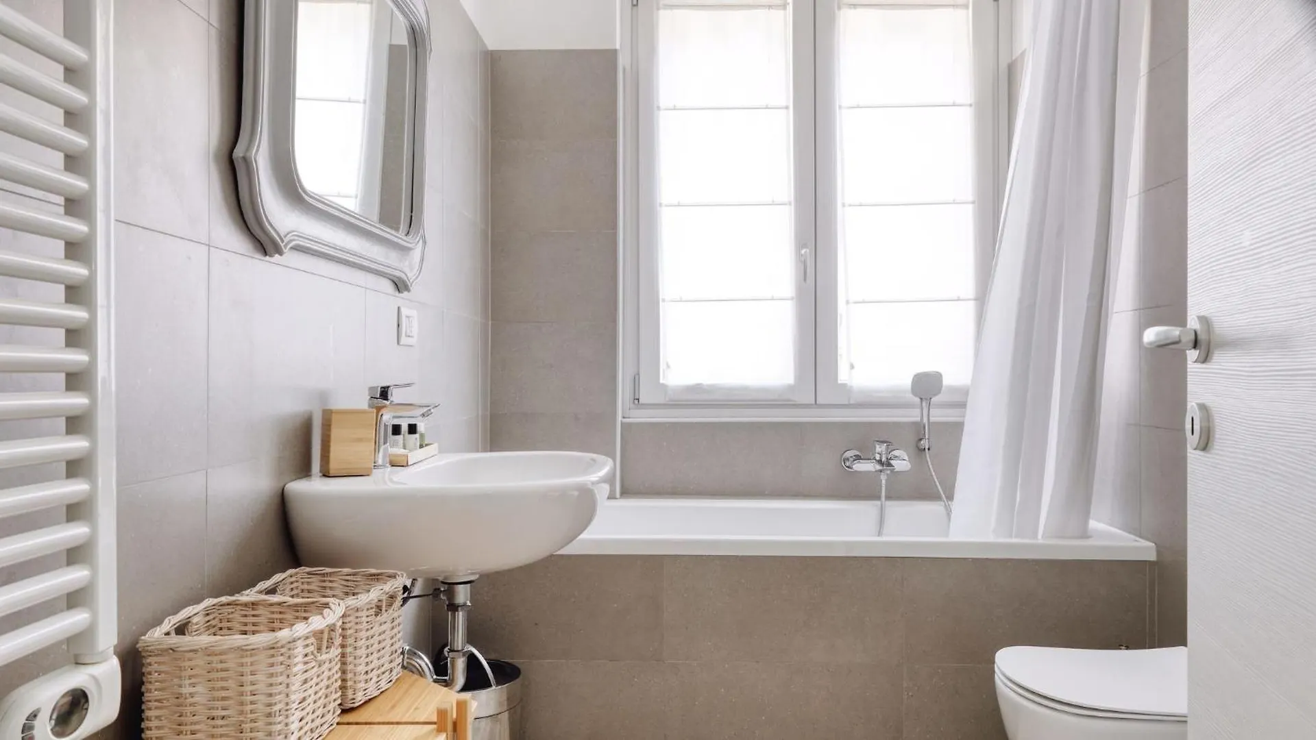 Apartment Bilocale Fiera Milano City Italy